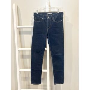 Levi Women's Dark Blue Jeans